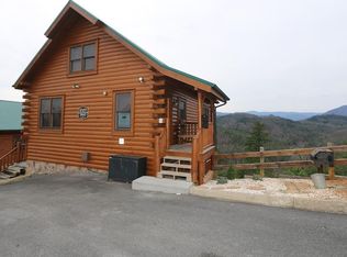 2842 White Oak Ridge Ln, Sevierville, TN 37862