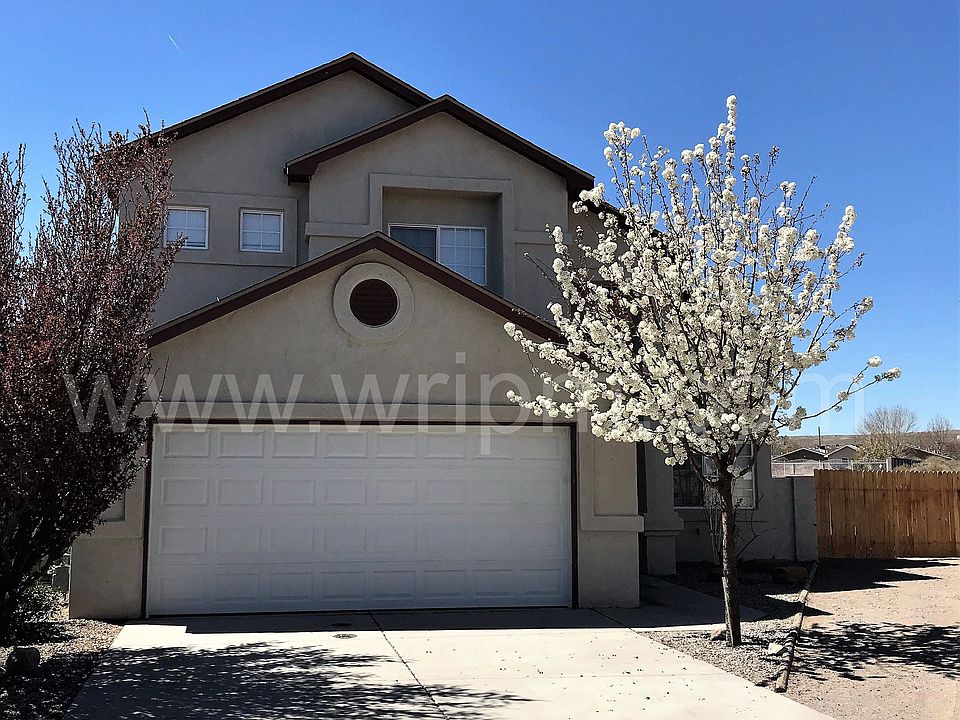 1st image of 8212 Bianca Ct SW