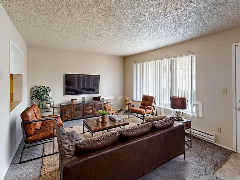 6450 S Mason Ave #7 — Photo 4