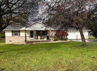 48 Knottingham Village Rd, Fayetteville, WV 25840