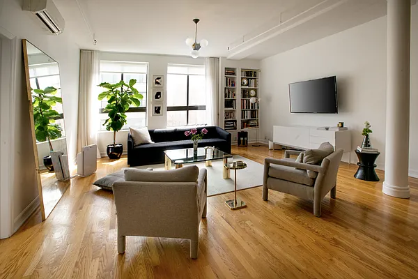 Rented by Makover Group Inc | media 22