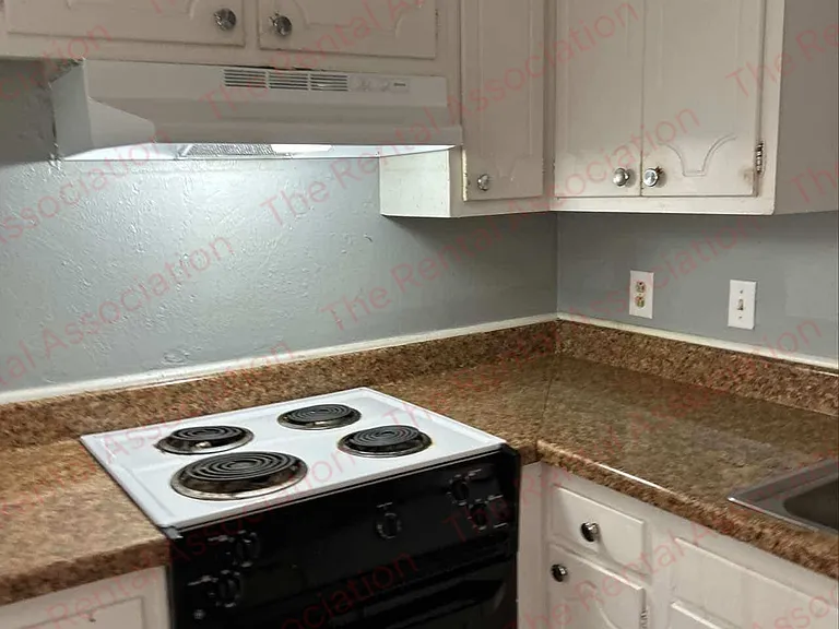 280 Central Ave #105 — Photo 9