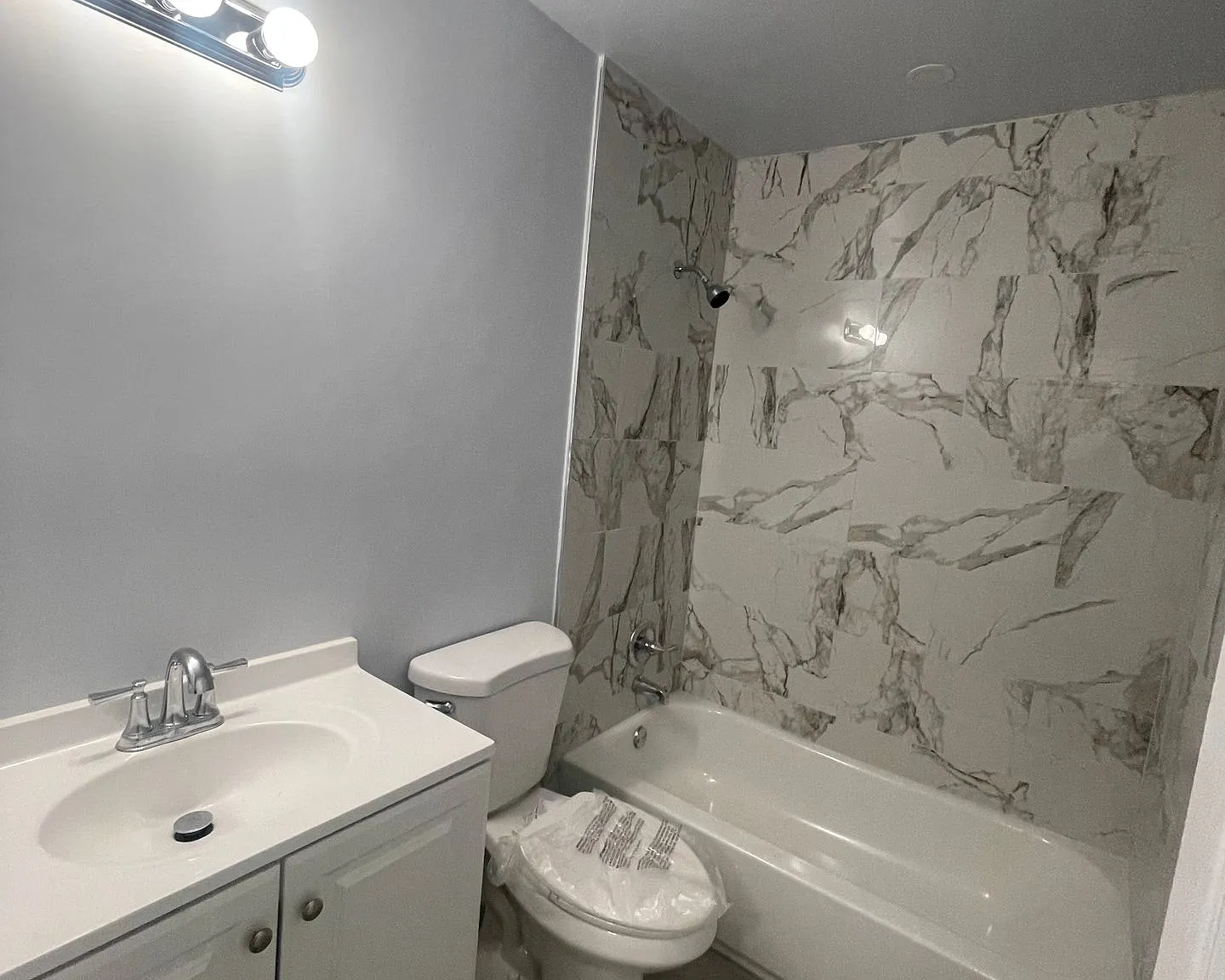 780 NE — Photo 2