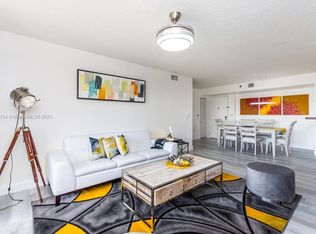 19999 E Country Club Dr #1403, Aventura, FL 33180