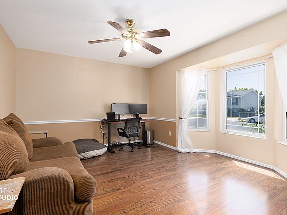 4th image of 1242 N 200 W