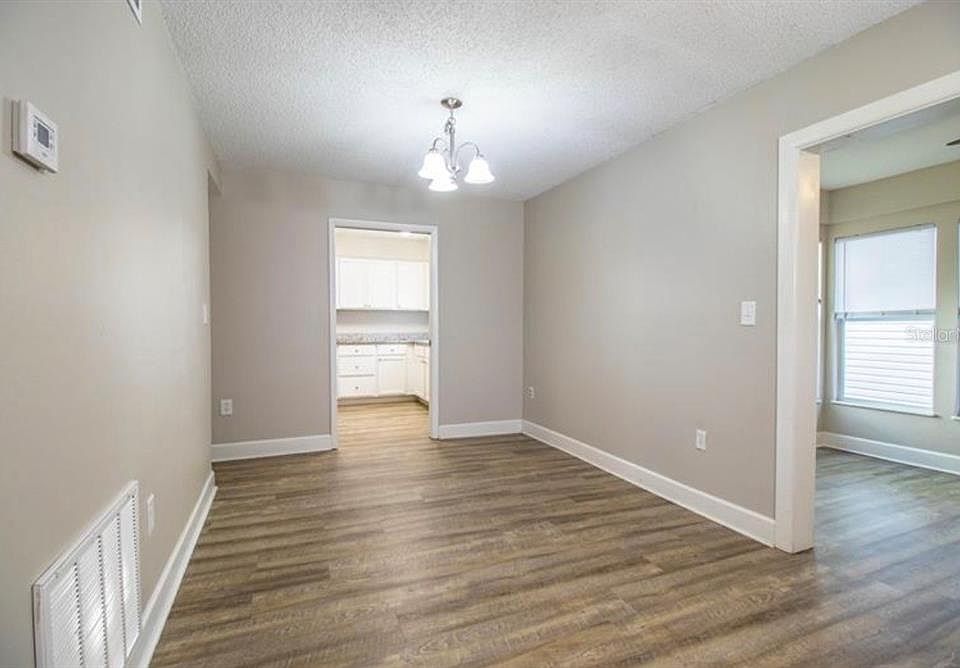 2nd image of 3542 Raintree Ct #3542