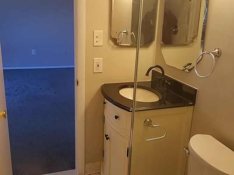 5 Mast Bath