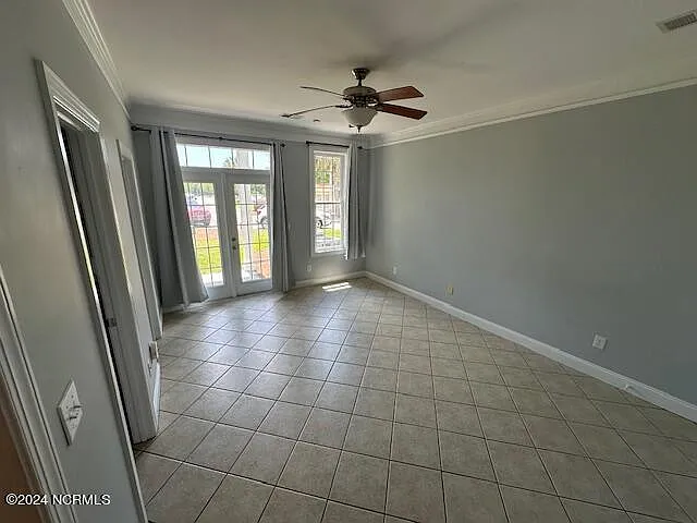 Building Photo - 200 Sable Oak Cir SW #206