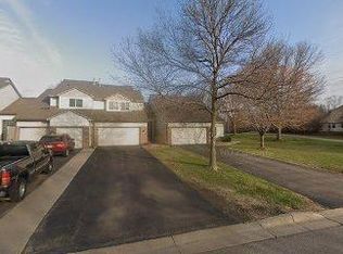 2537 Stockbridge Rd #33, Saint Paul, MN 55120