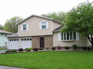 23 Bambi Ln, Rochester, NY 14624