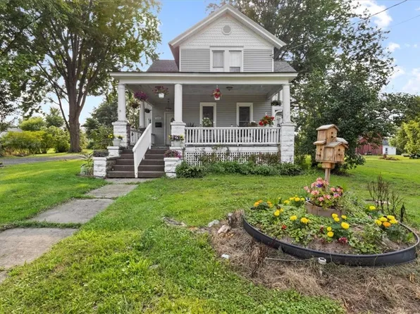 1762 Kent Rd, Kent, NY 14477