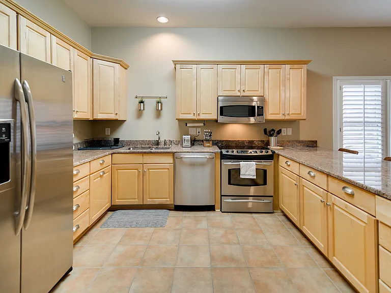 515 E Capitol Ave #303 — Photo 7