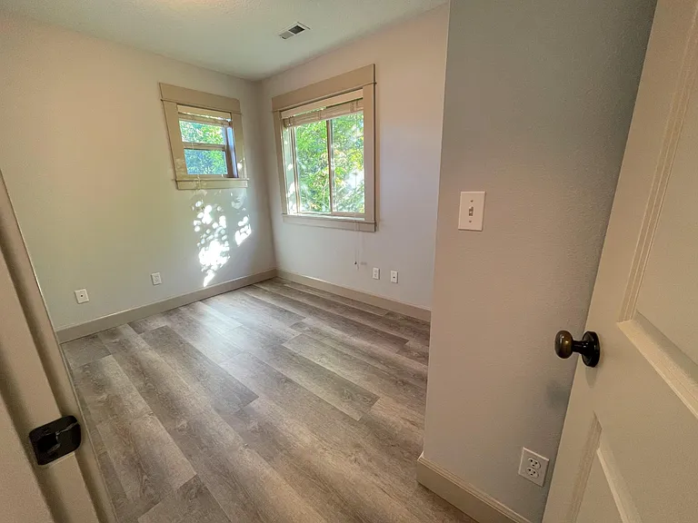 5603 NE 30th Ave — Photo 27