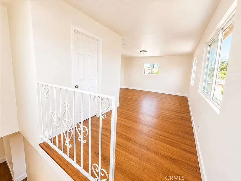 1180 Langley Way — Photo 21