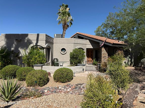 3rd image of 26009 N AGAVE Road