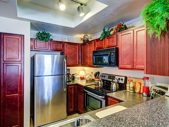 4th image of 3830 S Lakewood Pkwy #1044
