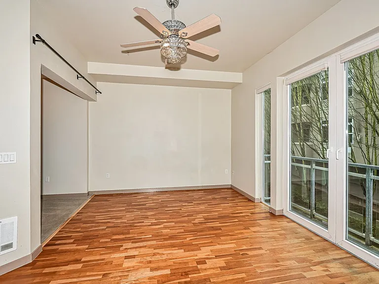 375 Kirkland Ave #209 — Photo 7
