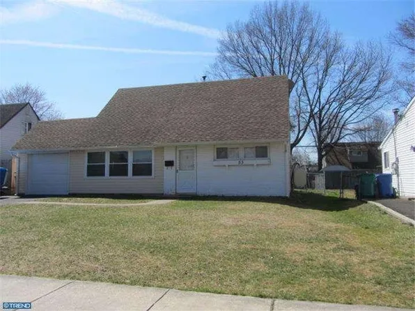 53 Mica Hl, Levittown, PA 19056