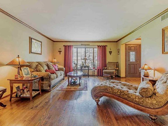 4th image of 6335 167th St