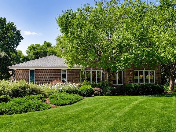3rd image of 21766 W Hidden Valley Dr
