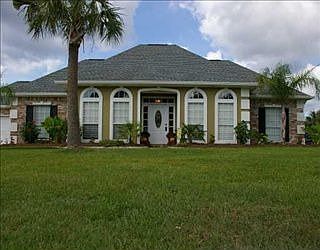 1st image of 14265 Riverlake Dr