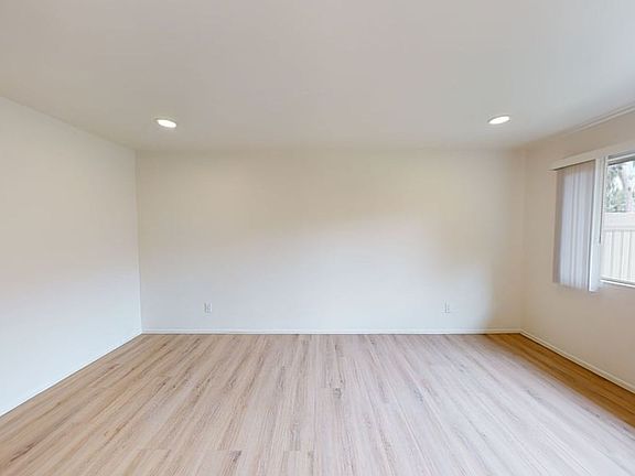 5th image of 149-167 N Cambridge Ave #157