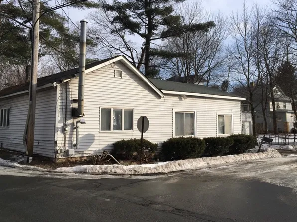 34 Fulton St, Monticello, NY 12701