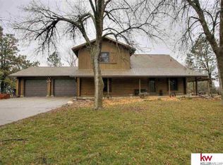 18315 Peterson Rd, Plattsmouth, NE 68048