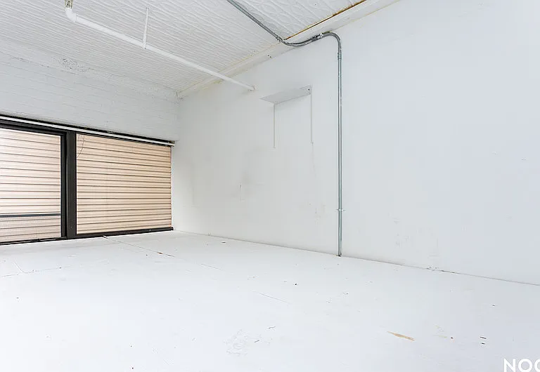 1085 Willoughby Ave #101 — Photo 15