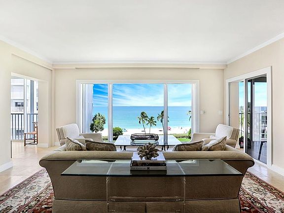 3rd image of 1285 Gulf Shore Blvd N APT 5C