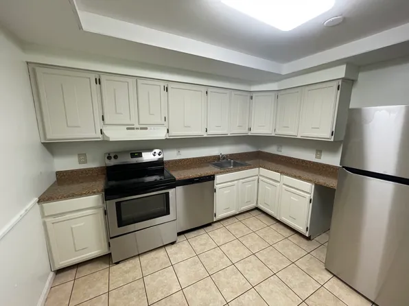 1706 Bromley Ests, Pine Hill, NJ 08021