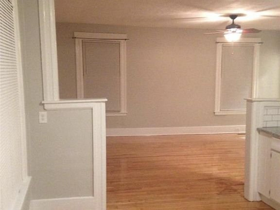 5th image of 107 Austin Ave