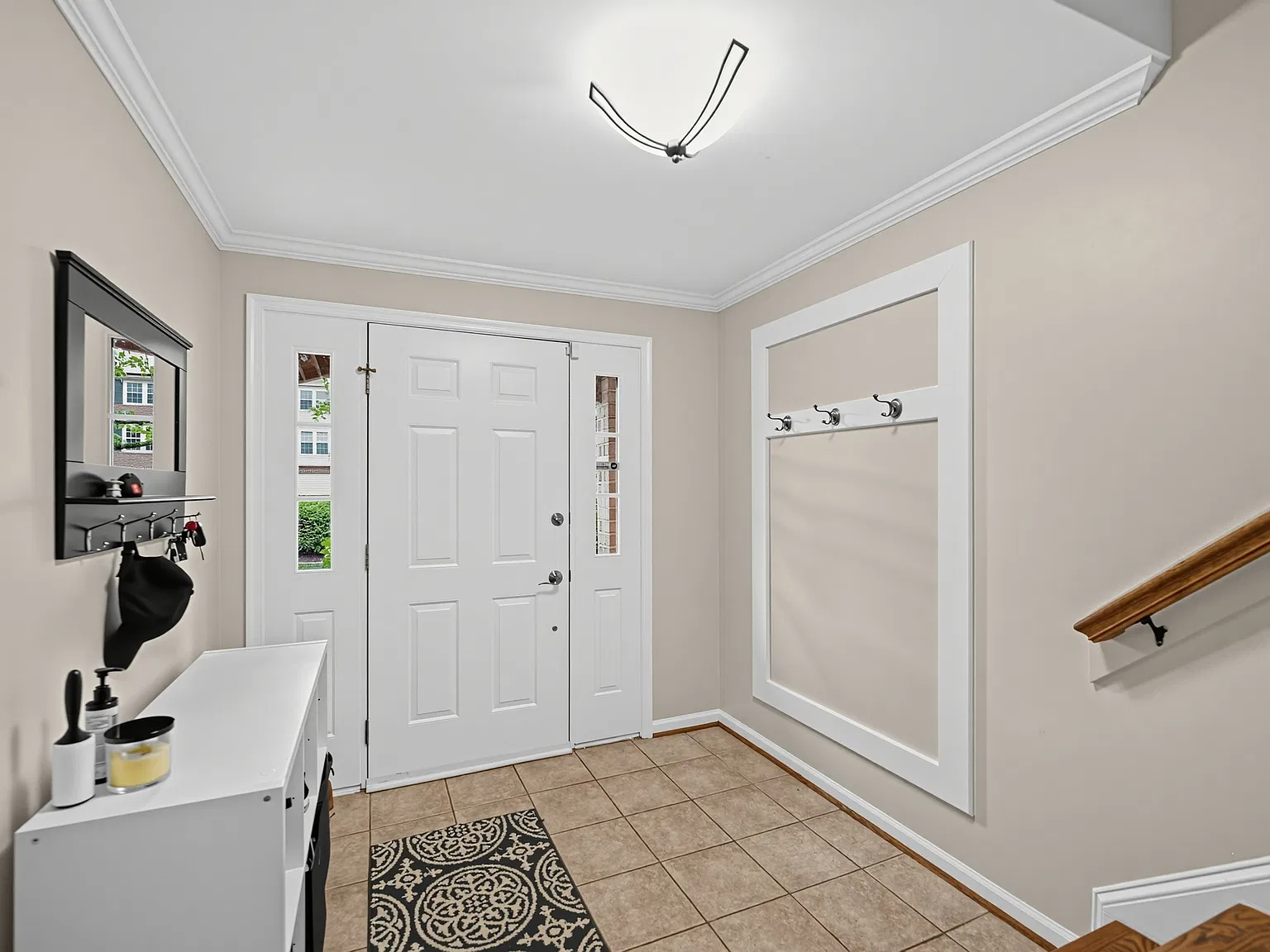3 bed, 1784 sqft, $2,700 — Photo 3