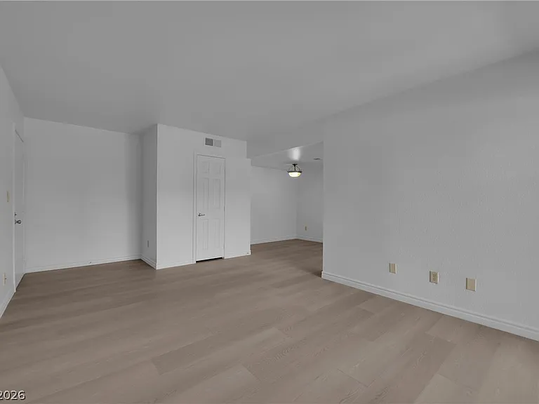 5295 Indian River Dr #301 — Photo 4