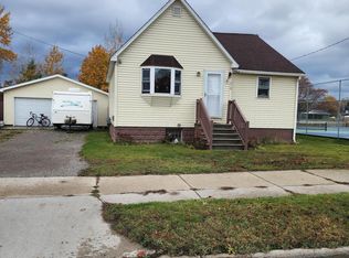 210 W Hueber St, Alpena, MI 49707
