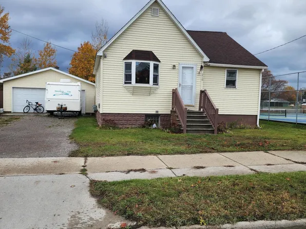 210 W Hueber St, Alpena, MI 49707