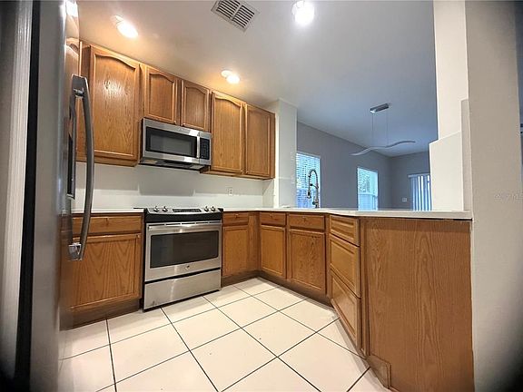 5th image of 10786 Savannah Wood Dr #126