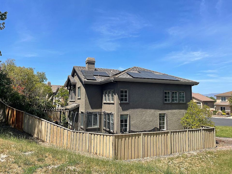 2nd image of 19222 Sunridge Pl