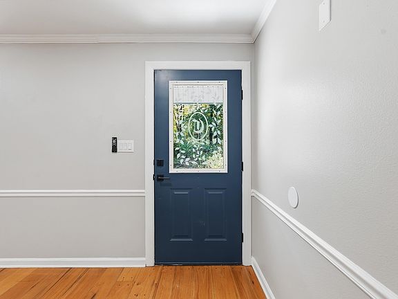 2nd image of 224 Longview Point
