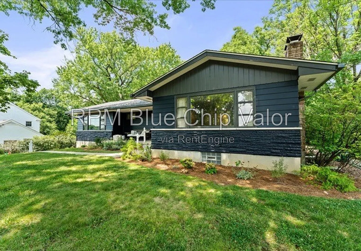 4 bed, 3.0 bath, 3175 sqft, $3,795 — Photo 3