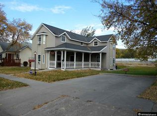 715 W Pine St, Rawlins, WY 82301