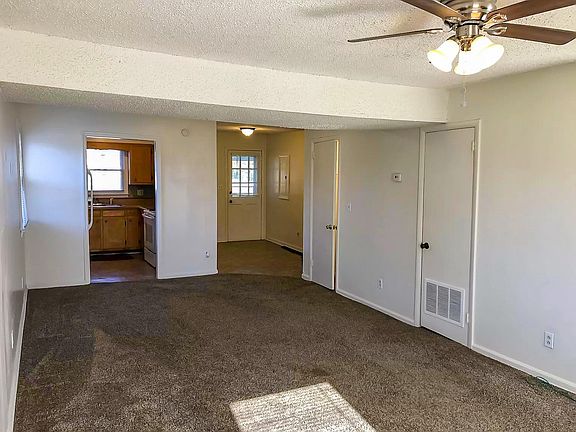 4th image of 3719 Woodbury Pike