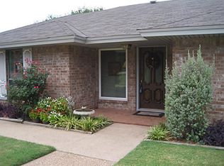 2241 Bolden Rd, Irving, TX 75060