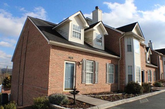 4th image of 2510 Cloister Ln