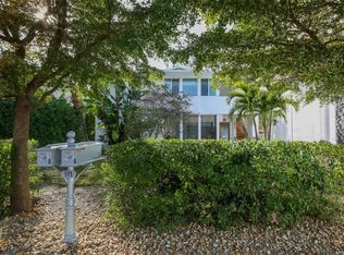 575 Golden Gate Pt UNIT A, Sarasota, FL 34236