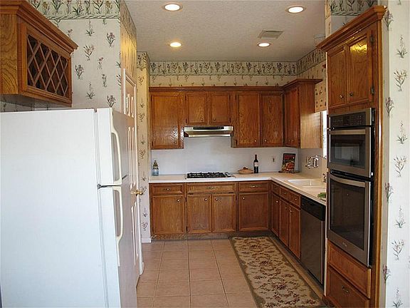 3rd image of 2111 Spinnaker Dr