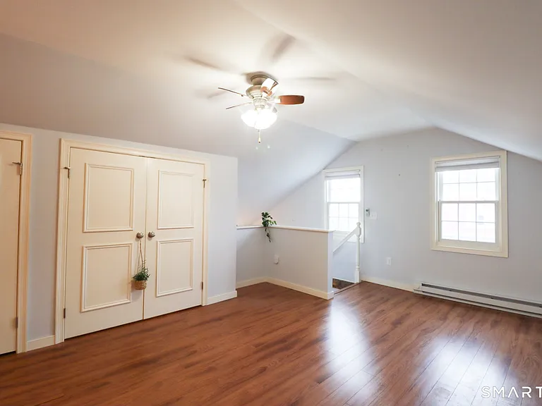 9 Brewer St #4 — Photo 1