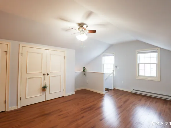 9 Brewer St APT 4, New London, CT 06320