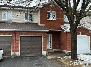 278 Stoneway Dr, Ottawa, ON K2G6B8