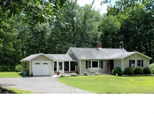 11 Bog Ln, Shawangunk, NY 12566